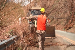 190th en bn clearing Rd 901 Yabucoa Hurricane Maria
