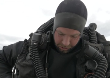 #WeAreNATO - The Latvian diving for bombs - B-Roll