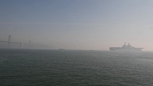 USS Essex (LHD 2) departs San Francisco