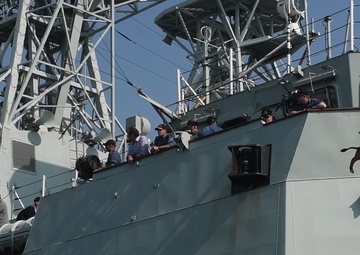 Royal Canadian Navy Halifax-class frigate HMCS Winnipeg departs San Francisco
