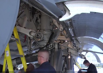 C-17 Landing Gear Maintenance
