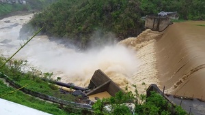 Puerto Rico: Comerio Dam Overflows After Torrential Rains