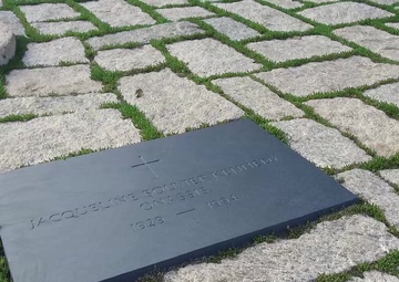 Arlington National Cemetery - Kennedy Grave