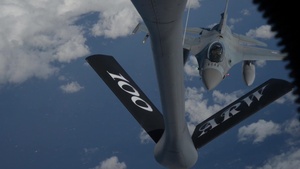 USAF KC-135s refuel Hellenic air force in Greece (no graphics)
