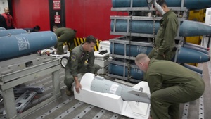 Dawn Blitz 2017 USS Essex (LHD 2) Bomb Build