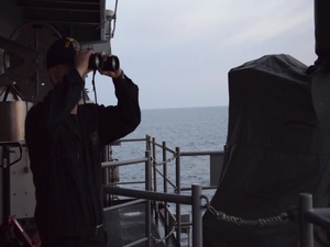 USS Iwo Jima (LHD 7) 26th MEU Onload