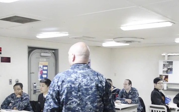 USS Ronald Reagan Sponsors English Class for Japanese Sailors
