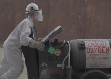 Logistics Airmen support bomber deployment