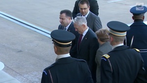 Mattis Welcomes Ukrainian Defense Minister