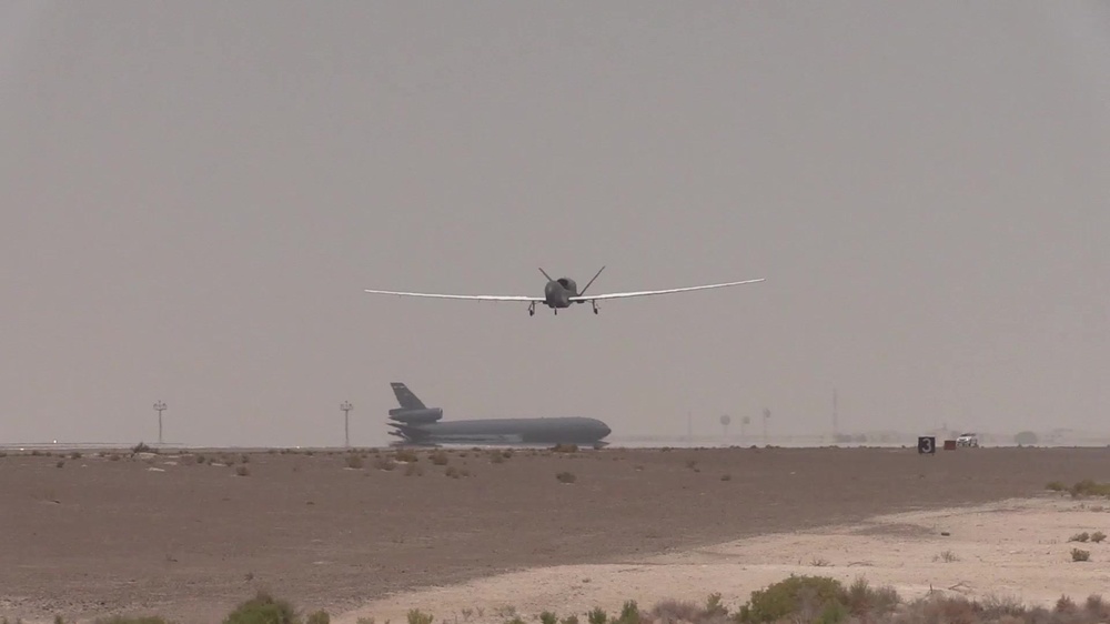 DVIDS - Video - RQ-4 Global Hawk landing 1