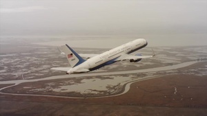 C-32 In Flight