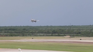 T-6A Texan touch and go 3