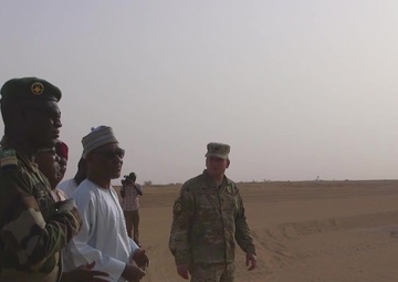 Agadez Governor visits Nigerien Air Base 201