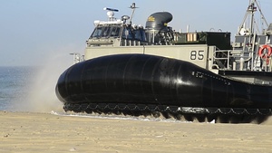 LCAC Movement of Marines during JC18
