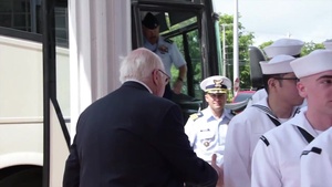 Service Members Honor Veterans During 2018 Port Everglades Fleet Week