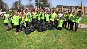 Volunteers remove trash from Shawsheen River
