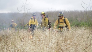 (B-Roll) MCB Camp Pendleton and regional firefighters conduct prescription burn