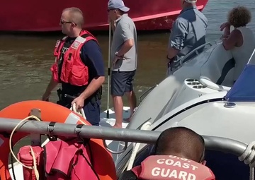 Coast Guard Station Annapolis performs disabled boat tow after Blue Angels demo