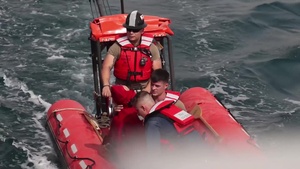 U.S. Army Watercraft Soldiers Train in the Persian Gulf_without music and standup