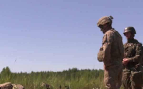 U.S. and Polish grenade training