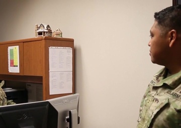 Hawaii Soldier serving the Community