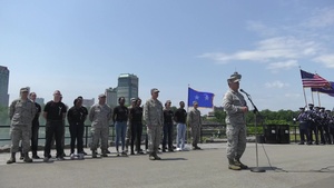 Air Force Reserve leader gives oath of enlistment to new recruits
