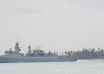 KD Lekiu departs Joint Base Pearl Harbor-Hickam