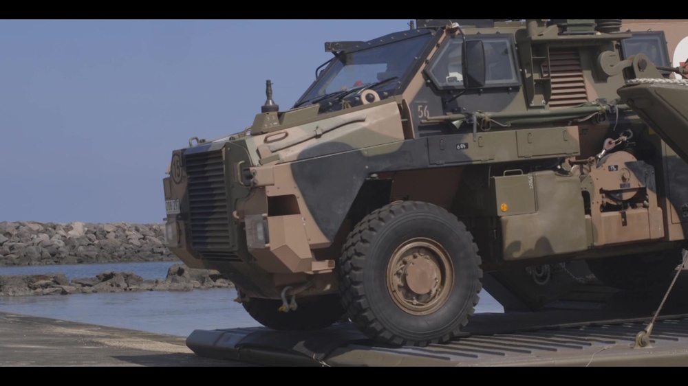 DVIDS Video Personnel and Vehicles disembark on Island of Hawaii