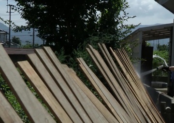 Single Marine Program volunteers from MCAS Iwakuni help Japanese neighbors with flood damage cleanup (Package/Pkg)