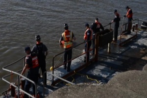Coast Guard, Alaska Chadux Corporation give demonstration in Bethel, Alaska
