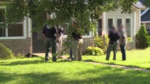 ICE executes federal criminal search warrants – b-roll