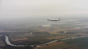 C-32 Inflight From JB Andrews