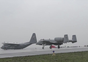 A-10 Thunderbolt II taxi at Davis-Monthan AFB