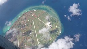 Look out below| LS Co. executes Paraloft training operations on Ie Shima