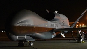 RQ-4 Global Hawk taxi and take-off