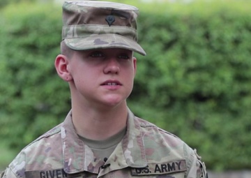 1-82 FA Soldiers Visit Polish Artillery School