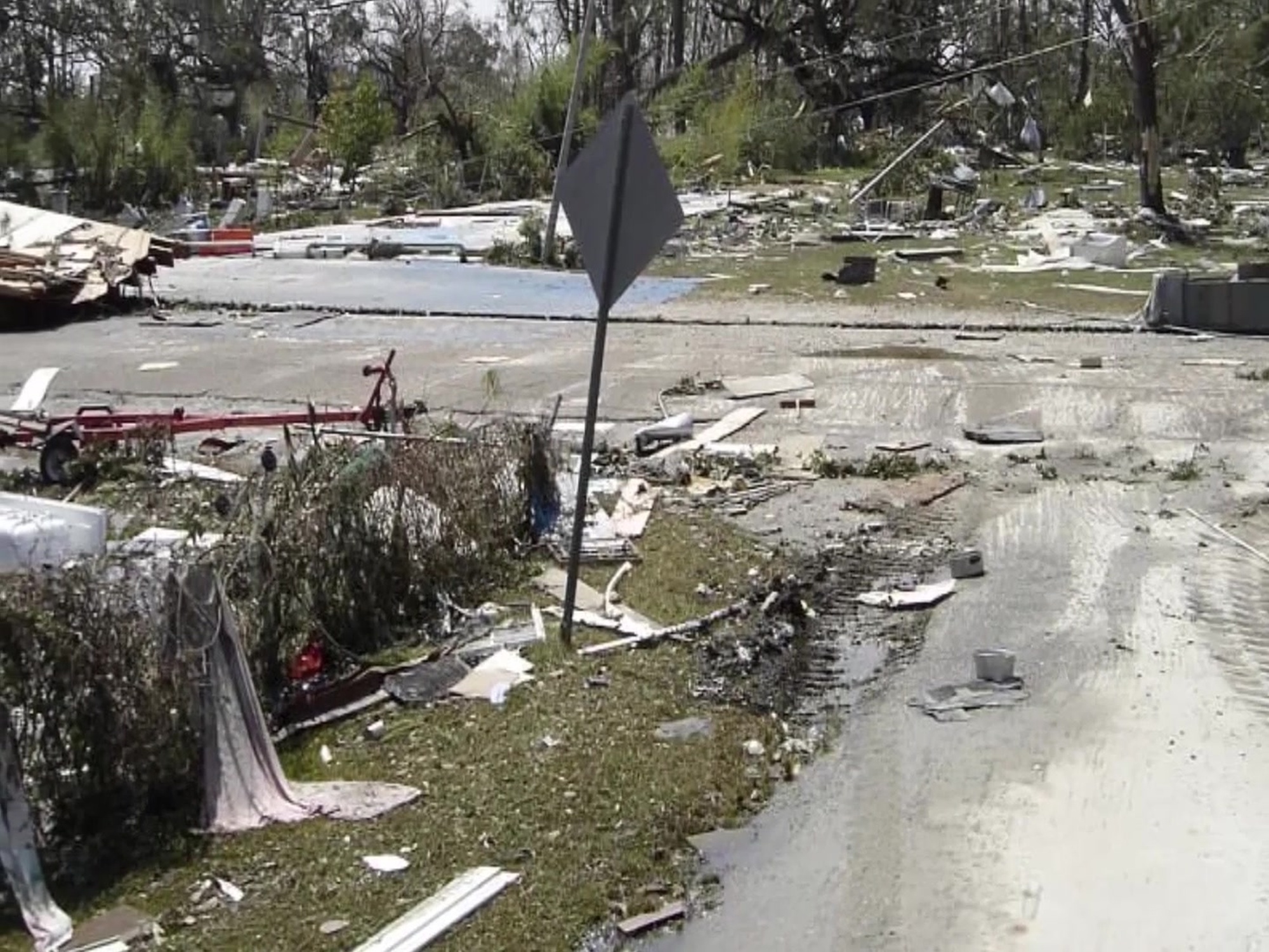 August 29, 2018 marks the 13th anniversary of when Hurricane Katrina devastated the Mississippi Gulf Coast.  In 2005, when Katrina made landfall, Mississippi Army National Guard Soldiers assigned to the 155th Armored Brigade Combat Team were deployed to the Middle East in support of Operation Iraqi Freedom.  Spc. Jovi Prevot has the story. (Music: https://www.bensound.com)