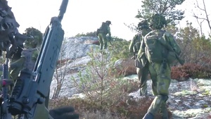 Archipelago Endeavor - Swedish Marines practice amphibious landings/assaults and Interview