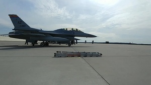 195th Aircraft Maintenance Unit Recover an F-16C Fighting Falcon