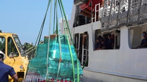 Coast Guard Cutter Diligence gathers Hurricane Florence relief supplies