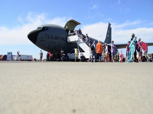 KC-135 Timelapse at Capitol City Airshow