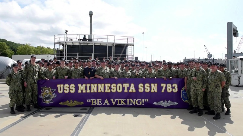 USS Minnesota (SSN-783) shouts-out the NFL's Minnesota Vikings