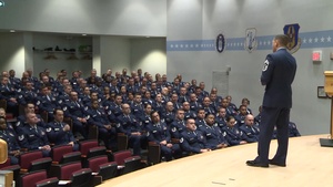 CMSgt Darin Mauzy Speaks at the NCOA Graduation