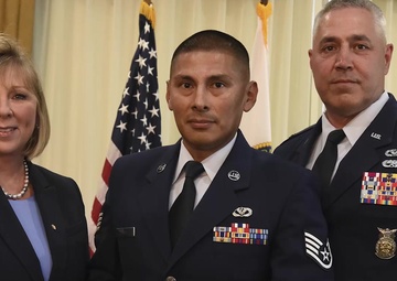 Connecticut Guardsman Wins Excellence in Contract Administration Award