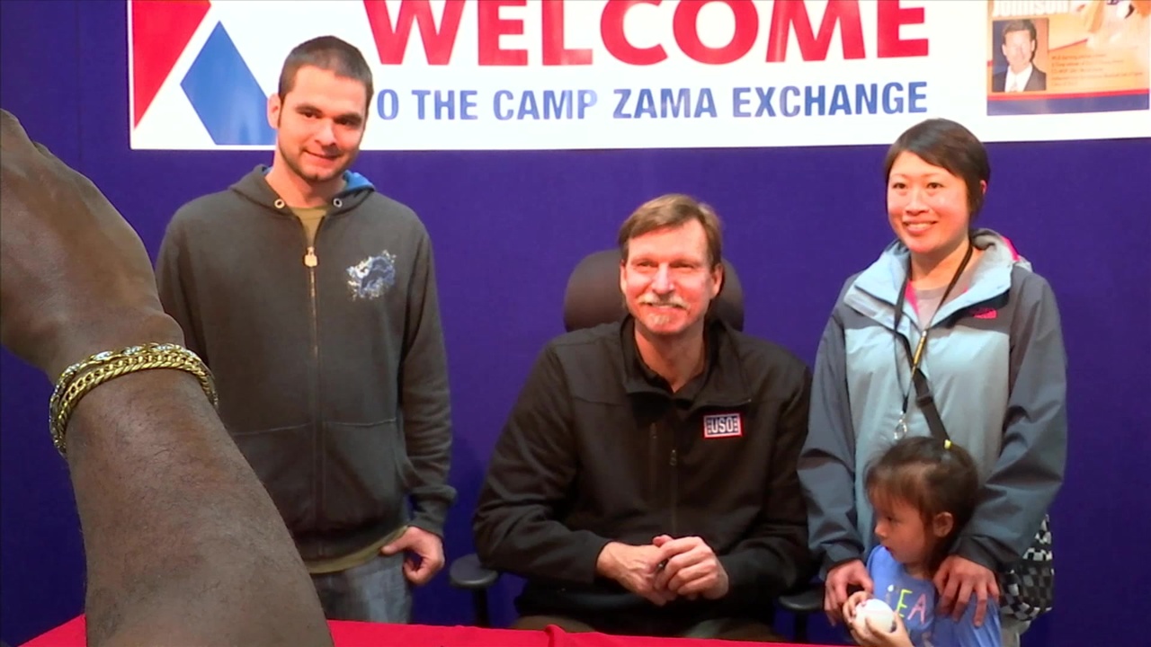 Hall of Fame pitcher Randy Johnson meets with fans during Camp Zama USO  visit, Article