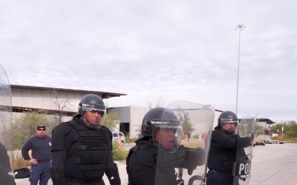 CBP OFO SRT Members Train in Crowd Control