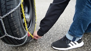 In the Know-cchi: Winter Tires & Snow Chains