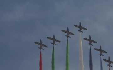 Bahrain International Airshow: 30 seconds