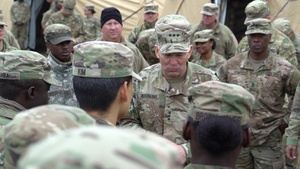 ARNORTH Commander Visits Soldiers on Thanksgiving