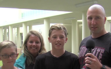 US Marine Gunnery Sgt. Robb Wilges and family